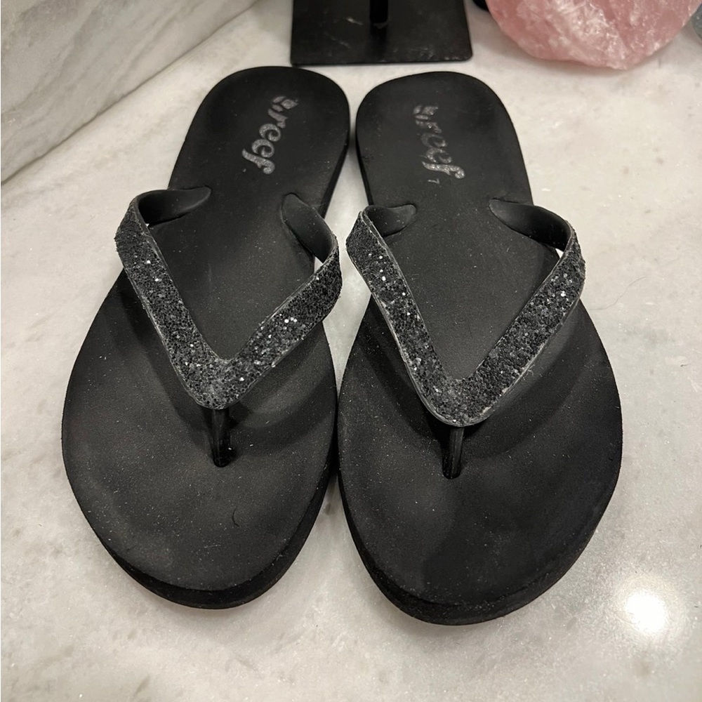 Reef Black Cushion Stargazer Flip Flops Size 7